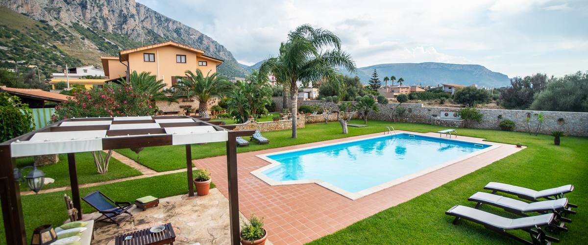 Vacation Rental Villa Cinisi - 12 Guests