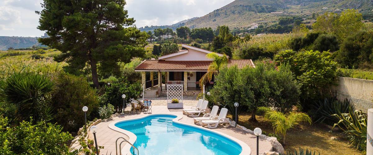 Vacation Rental Villa Il Veliero + Annex