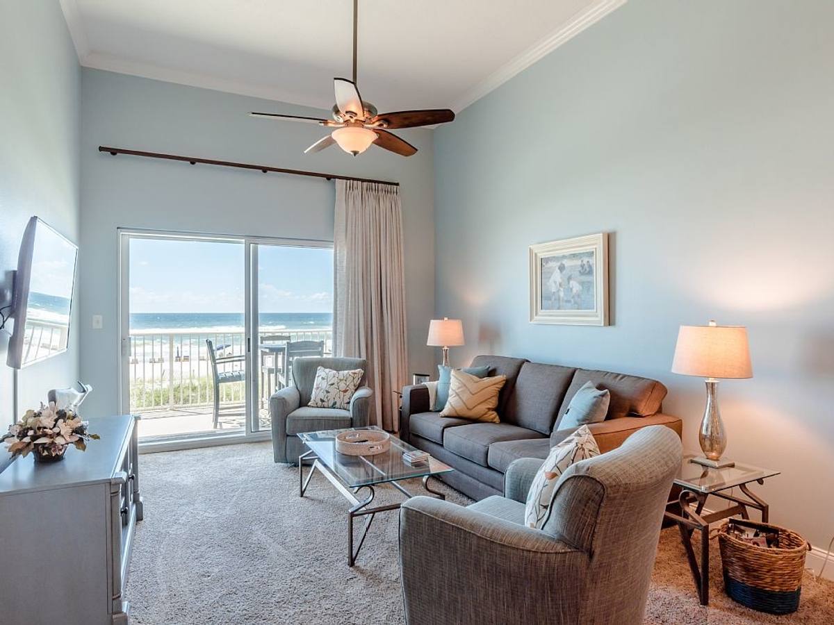 Vacation Rental Beautiful Beach Front Condo In Gulf Shores
