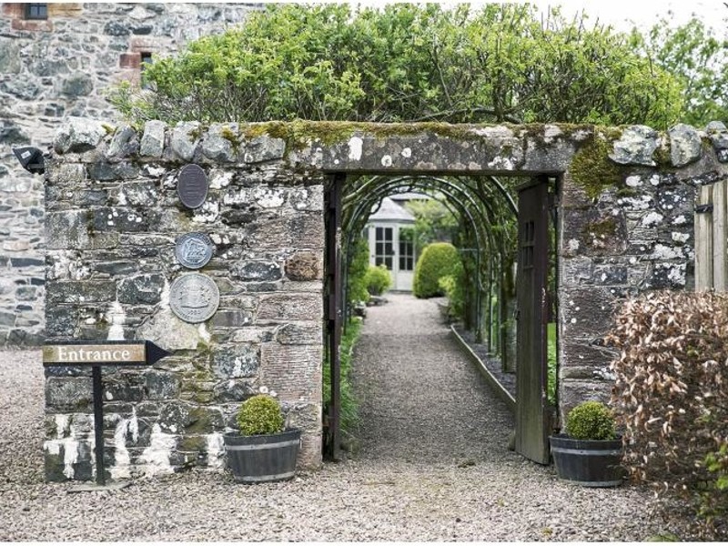 Aikwood Tower - Dog Friendly Castle in Yarrow