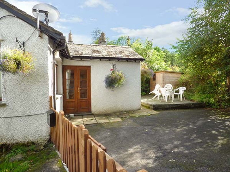 Hunter's Moon Dog Friendly Apartment in Ambleside