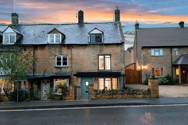 Eastnor Moreton In Marsh Love Cottages
