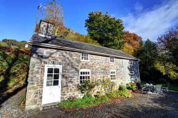 Gors Welshpool Love Cottages
