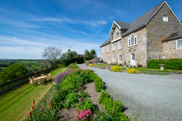 Trefnant Hall Welshpool Love Cottages