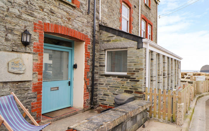 Dog Friendly Holiday Cottages In Trebarwith Strand Passpawt
