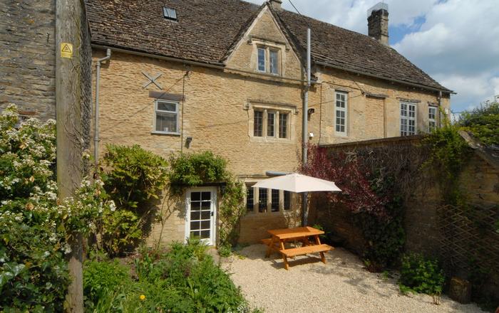 Holiday Cottages In Burford Love Cottages