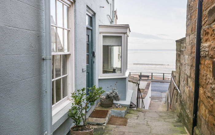 Dog Friendly Holiday Cottages In Sandsend Passpawt