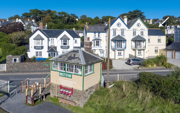 dog friendly cottages instow