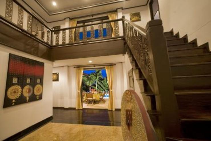 Villa Baan Souha Lobby and staircase area