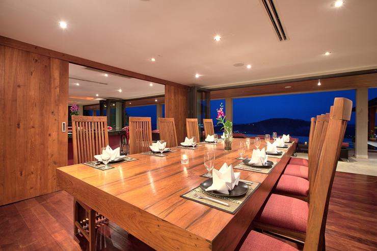 Dining for all with amazing nighttime views overlooking the famous Fisherman's Village