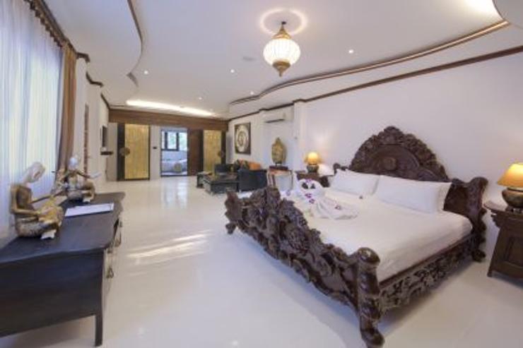 Luxurious Indian Suite Bedroom