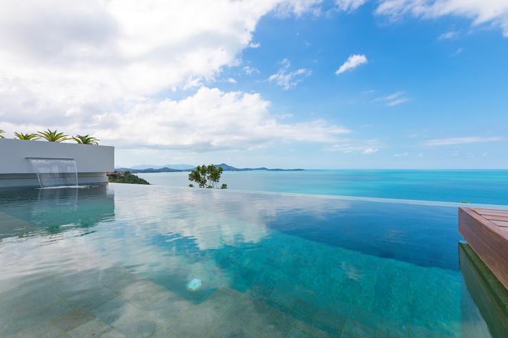 Vila Veasna - Infinity edge swimming pool designed for a &quot;total scenery immersion&quot;